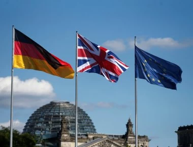 Γερμανικά ΜΜΕ: Ποια θα είναι η επίδραση στη γερμανική οικονομία σε περίπτωση ενός ξαφνικού BREXIT